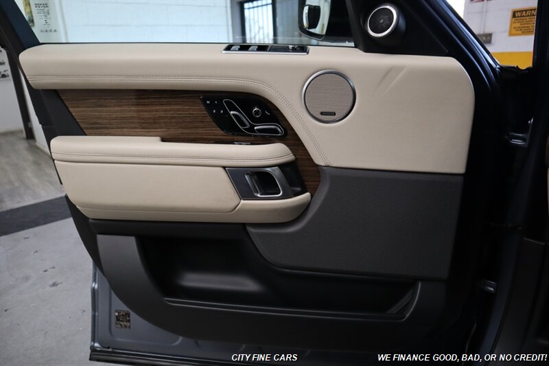 2019 Land Rover Range Rover - Photo 25 - Panorama City, CA 91402