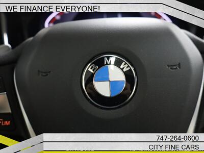 2019 BMW 330i   - Photo 18 - Panorama City, CA 91402