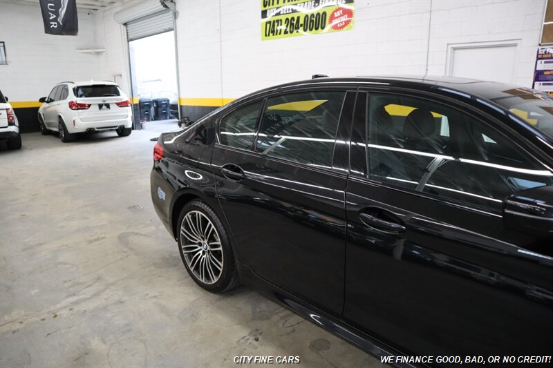 2020 BMW 5 Series 530e iPerformance - Photo 10 - Panorama City, CA 91402