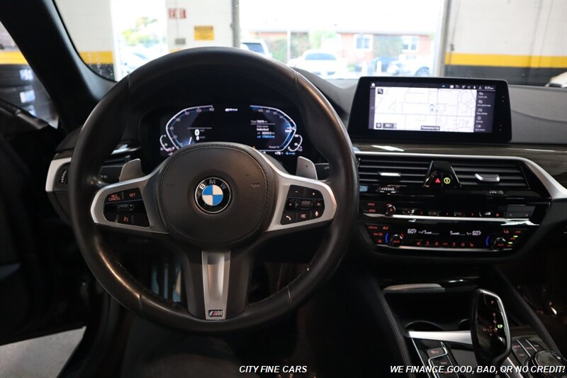 2020 BMW 5 Series 530e iPerformance - Photo 14 - Panorama City, CA 91402