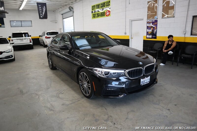 2020 BMW 5 Series 530e iPerformance - Photo 13 - Panorama City, CA 91402