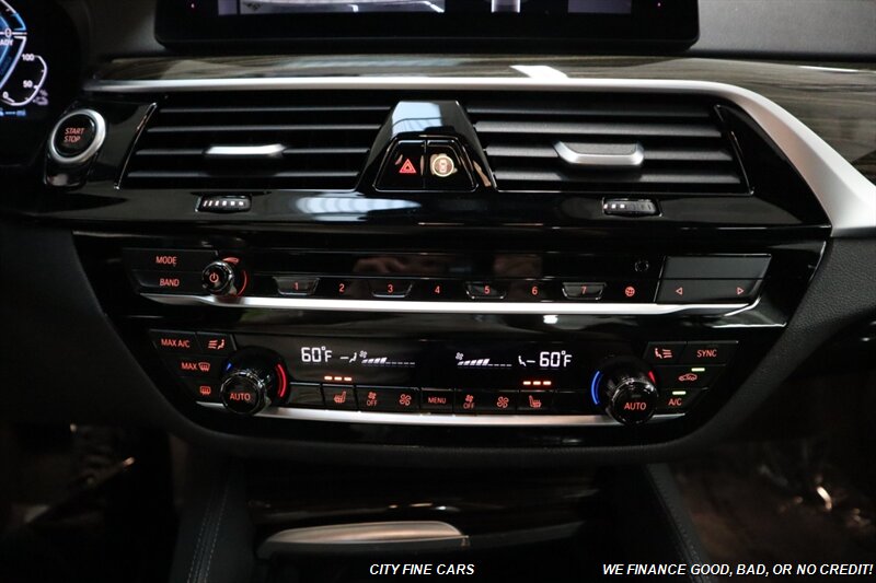 2020 BMW 5 Series 530e iPerformance - Photo 22 - Panorama City, CA 91402