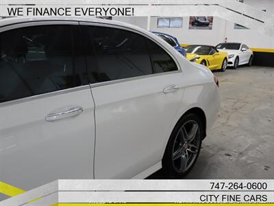 2017 Mercedes-Benz E 300 4MATIC   - Photo 4 - Panorama City, CA 91402