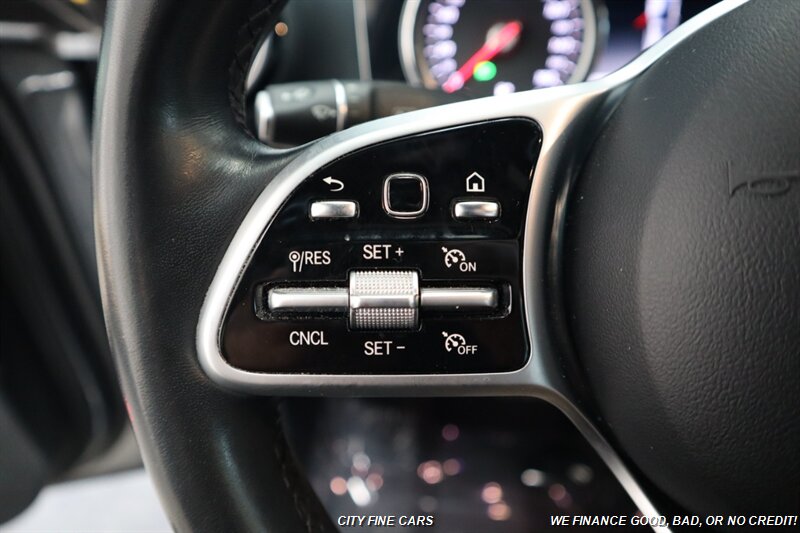 2019 Mercedes-Benz E 300 - Photo 18 - Panorama City, CA 91402