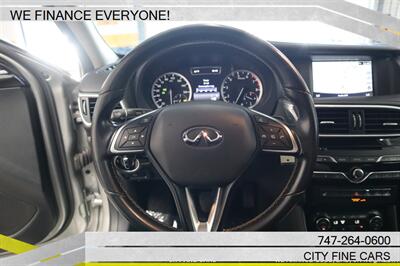 2019 INFINITI QX30 Essential   - Photo 14 - Panorama City, CA 91402