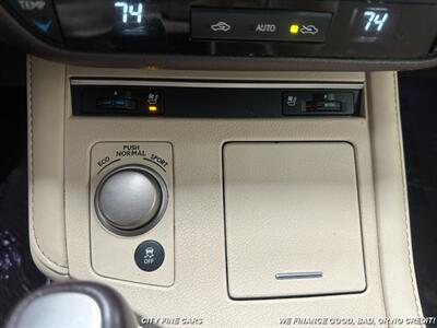 2017 Lexus ES   - Photo 28 - Panorama City, CA 91402