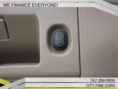2019 GMC Yukon SLT 1500   - Photo 16 - Panorama City, CA 91402