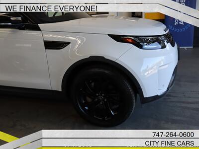 2019 Land Rover Discovery HSE   - Photo 12 - Panorama City, CA 91402
