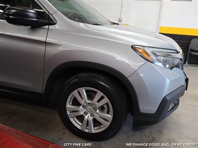 2017 Honda Ridgeline RT   - Photo 13 - Panorama City, CA 91402