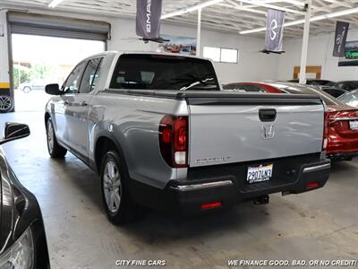 2017 Honda Ridgeline RT   - Photo 7 - Panorama City, CA 91402
