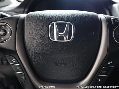 2017 Honda Ridgeline RT   - Photo 20 - Panorama City, CA 91402