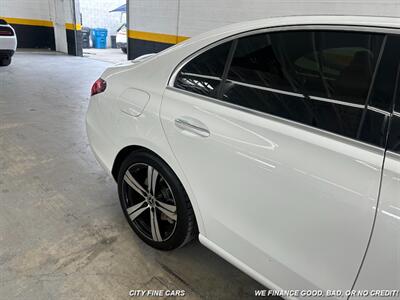 2022 Mercedes-Benz C 300   - Photo 10 - Panorama City, CA 91402