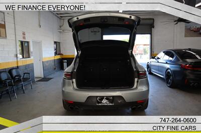 2020 Porsche Macan S   - Photo 33 - Panorama City, CA 91402
