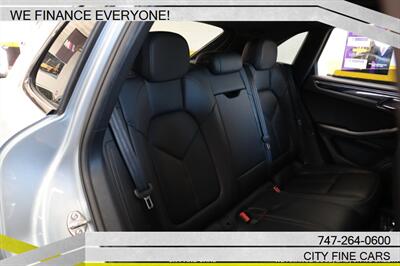 2020 Porsche Macan S   - Photo 34 - Panorama City, CA 91402