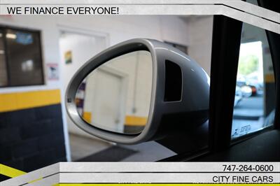 2020 Porsche Macan S   - Photo 26 - Panorama City, CA 91402