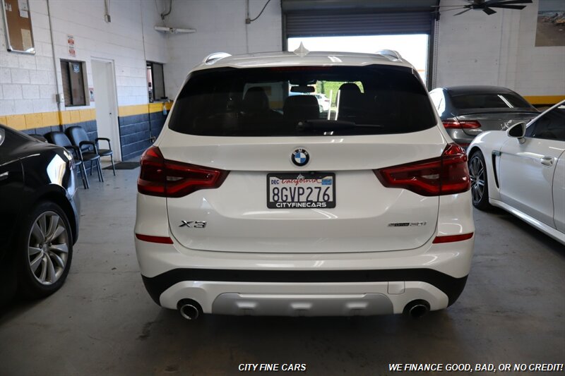 2019 BMW X3 30i photo 9