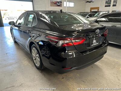 2022 Toyota Camry LE   - Photo 7 - Panorama City, CA 91402