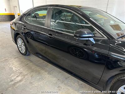 2022 Toyota Camry LE   - Photo 12 - Panorama City, CA 91402