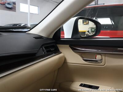 2014 Lexus ES   - Photo 23 - Panorama City, CA 91402