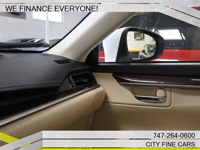 2014 Lexus ES   - Photo 23 - Panorama City, CA 91402