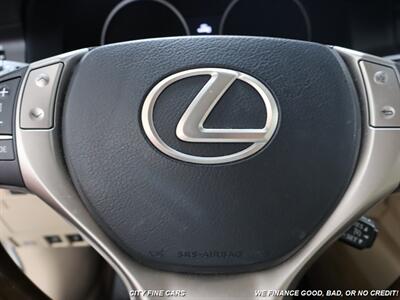 2014 Lexus ES   - Photo 17 - Panorama City, CA 91402