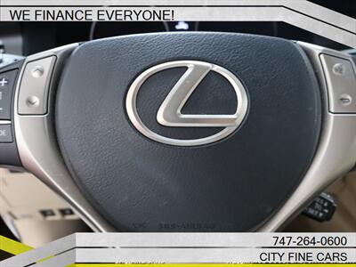 2014 Lexus ES   - Photo 17 - Panorama City, CA 91402