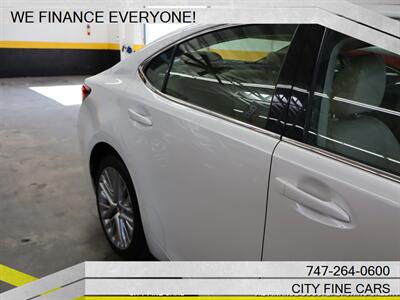 2014 Lexus ES   - Photo 10 - Panorama City, CA 91402
