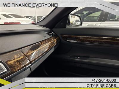 2013 BMW 740Li   - Photo 28 - Panorama City, CA 91402