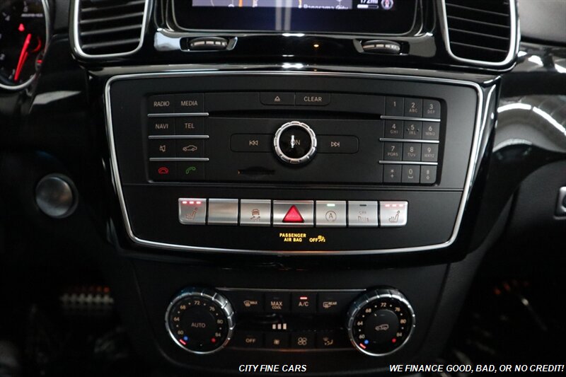 2019 Mercedes-Benz AMG GLE 43 - Photo 24 - Panorama City, CA 91402
