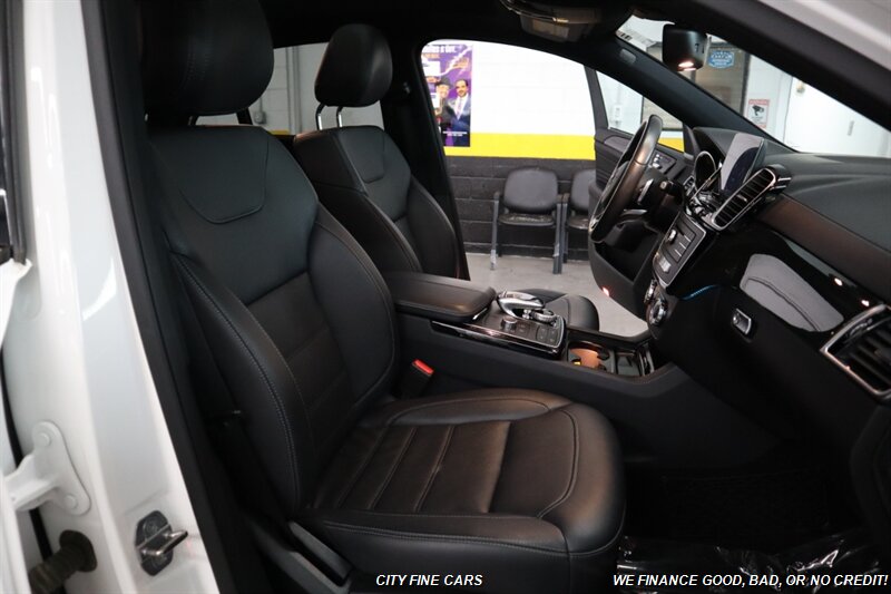 2019 Mercedes-Benz AMG GLE 43 - Photo 36 - Panorama City, CA 91402