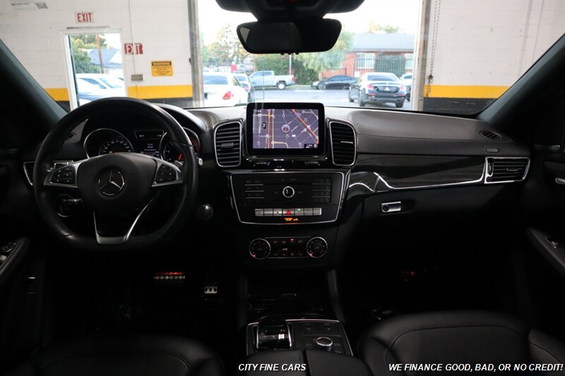 2019 Mercedes-Benz AMG GLE 43 - Photo 16 - Panorama City, CA 91402