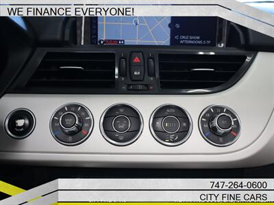 2015 BMW Z4 sDrive28i   - Photo 19 - Panorama City, CA 91402