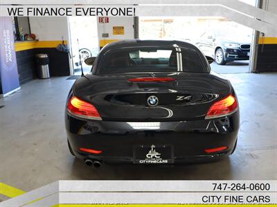 2015 BMW Z4 sDrive28i   - Photo 29 - Panorama City, CA 91402