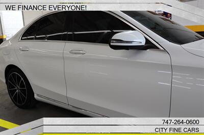 2019 Mercedes-Benz C 300 - Photo 12 - Panorama City, CA 91402