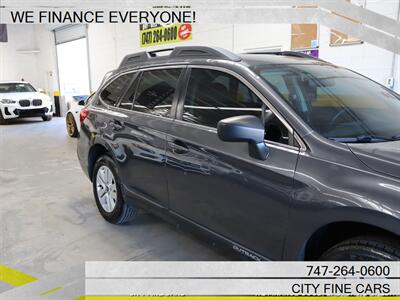 2018 Subaru Outback 2.5i   - Photo 11 - Panorama City, CA 91402