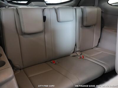 2018 Toyota Highlander XLE   - Photo 32 - Panorama City, CA 91402