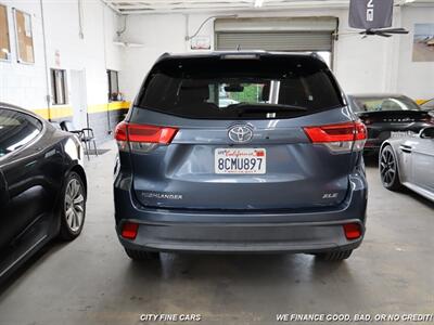2018 Toyota Highlander XLE   - Photo 7 - Panorama City, CA 91402