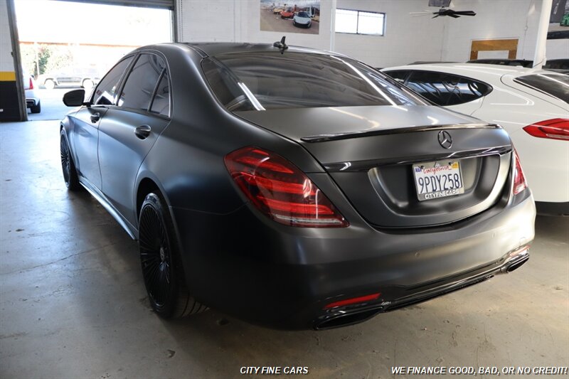 2019 Mercedes-Benz S-Class S560 photo 8