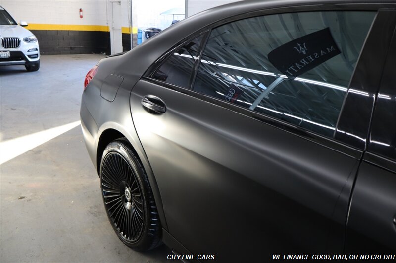 2019 Mercedes-Benz S-Class S560 photo 11