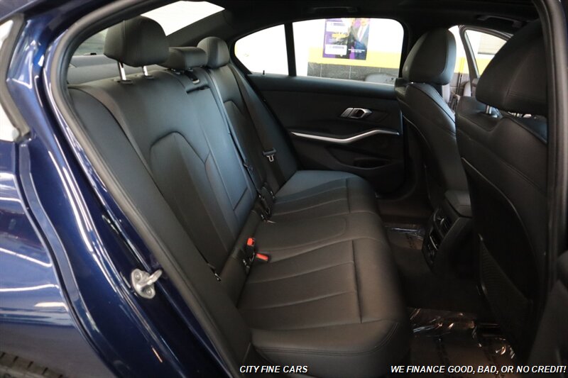 2020 BMW 330i - Photo 31 - Panorama City, CA 91402