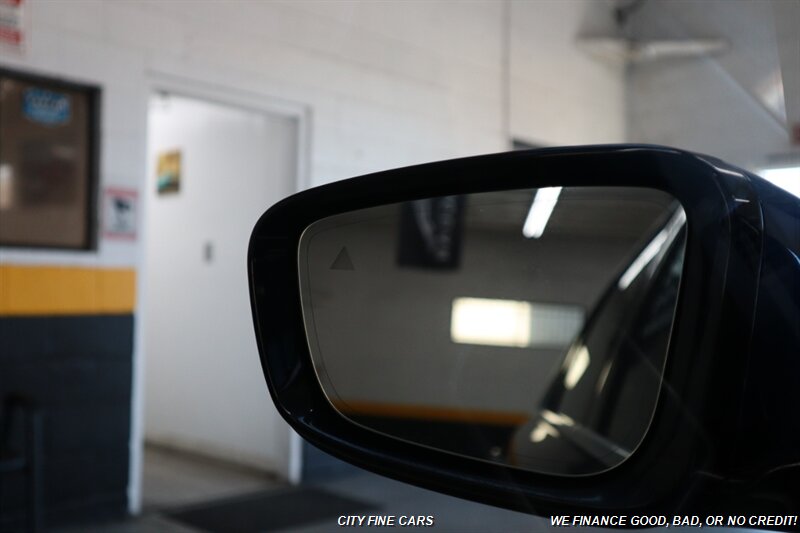 2020 BMW 330i - Photo 26 - Panorama City, CA 91402