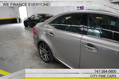 2017 Lexus IS 200t - Photo 11 - Panorama City, CA 91402