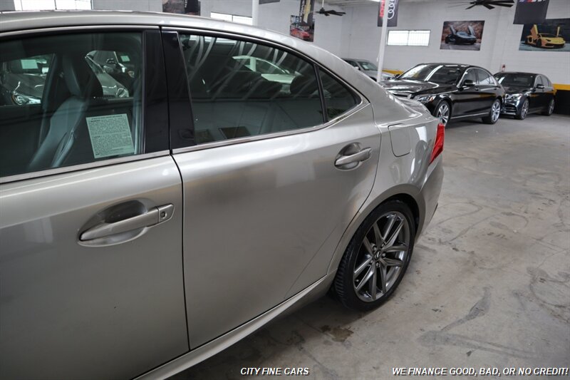 2017 Lexus IS 200t - Photo 7 - Panorama City, CA 91402