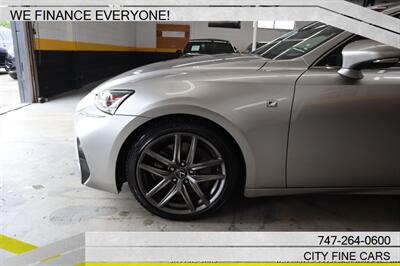 2017 Lexus IS 200t - Photo 3 - Panorama City, CA 91402