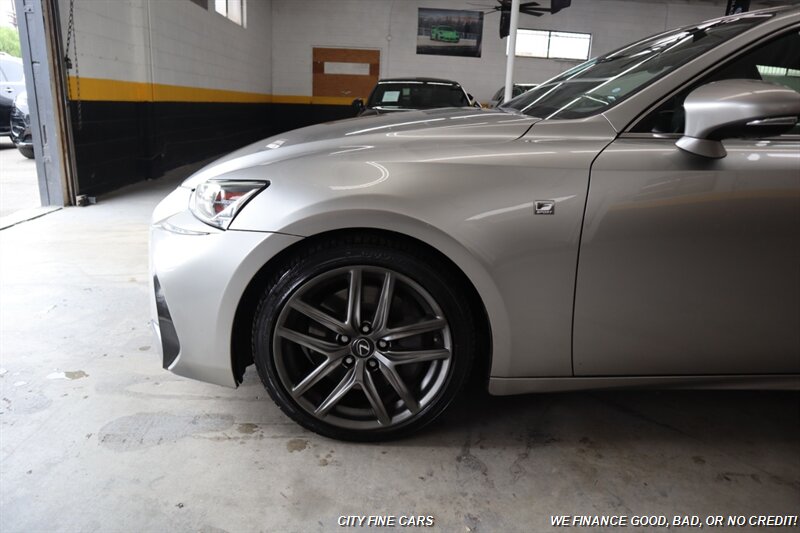 2017 Lexus IS 200t - Photo 3 - Panorama City, CA 91402
