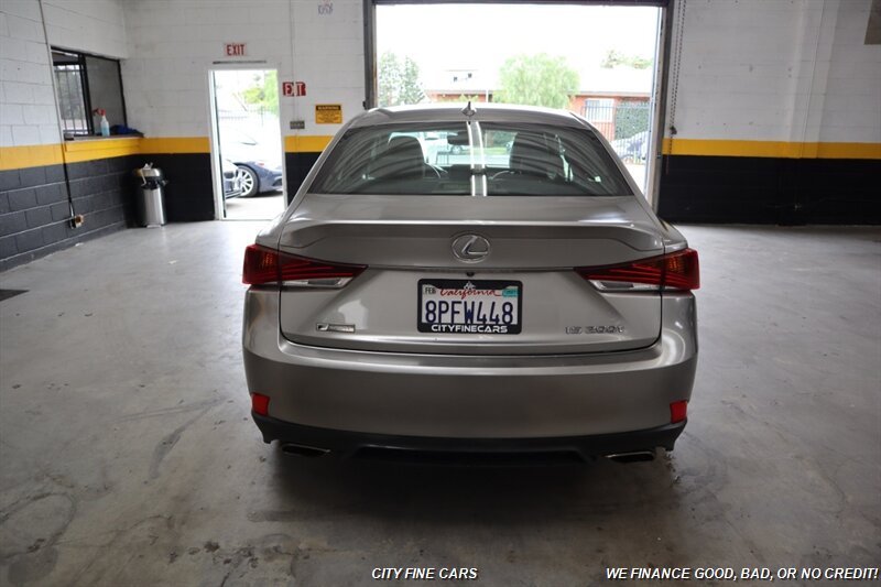 2017 Lexus IS 200t - Photo 9 - Panorama City, CA 91402