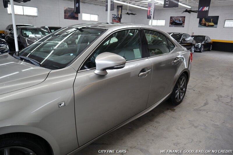 2017 Lexus IS 200t - Photo 6 - Panorama City, CA 91402