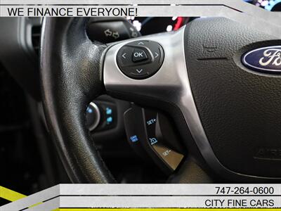 2016 Ford Escape SE   - Photo 16 - Panorama City, CA 91402