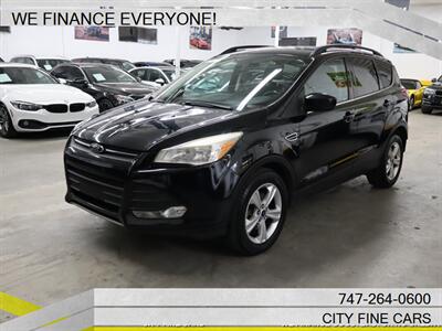 2016 Ford Escape SE   - Photo 2 - Panorama City, CA 91402
