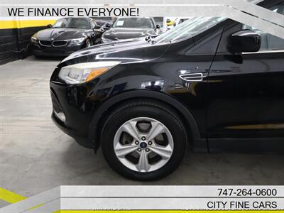 2016 Ford Escape SE   - Photo 3 - Panorama City, CA 91402